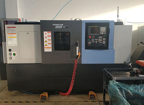 斗山3050數控車床